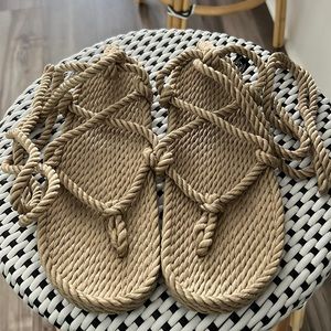 Super comfortable Nomadic State Romano Sandals - worn only once!